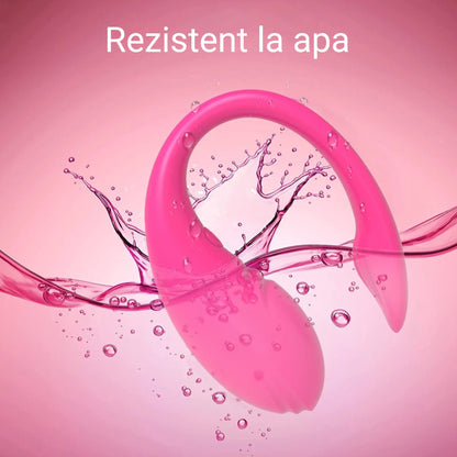 Vibrator LovePlay™ Delfin, cu 9 moduri diferite, cu functie de personalizare vibratii, reincarcabil si rezistent la apa, conexiune Bluetooth, control prin aplicatie, din silicon, roz - LovePlay