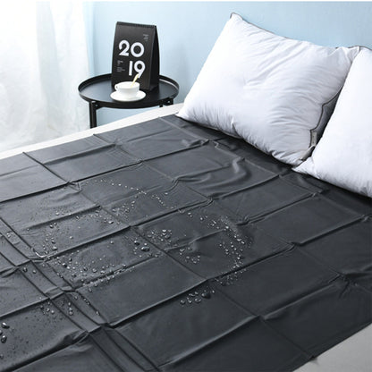 Cearsaf impermeabil LovePlay™ SquirtProof, din silicon ingrosat, rezistent la apa, ulei, menstruatie si ceara topita, 2.2 x 2 m, negru, potrivit pentru paturi de 1.8 x 2 m - LovePlay