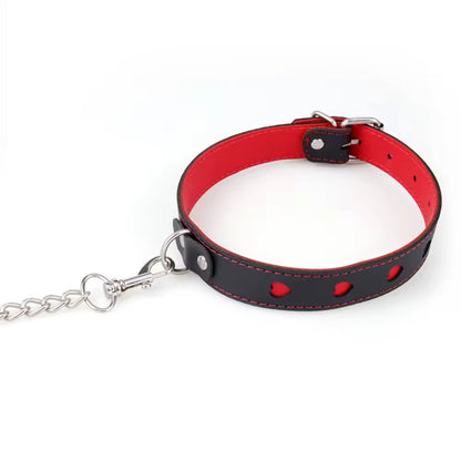 Set 2in1 WalkMe LovePlay™ cu zgarda si lesa erotice BDSM, din piele egologica, negru cu rosu, ajustabil, cu lant din otel inoxidabil argintiu, zgarda 48.8 cm, lesa 100 cm, 142.5 g - LovePlay