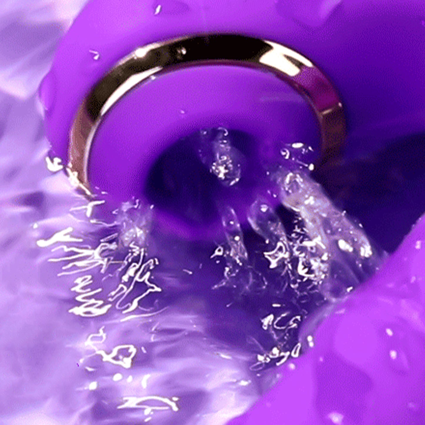 Vibrator 3in1 LovePlay™ Euphoria cu 7 tipuri diferite de vibratie, 7 moduri diferite de suctie si tapping, incarcare magnetica USB, rezistent la apa, din silicon, silentios, mov, 25x4,2 cm - LovePlay